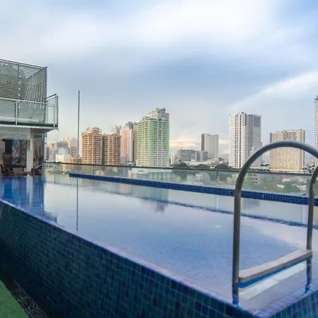 Ark Hostel City Center Manila